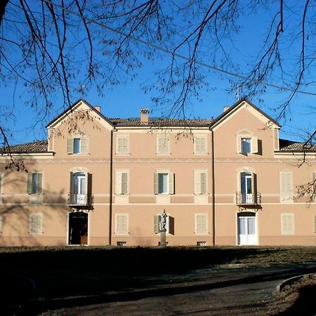 Villa Meli Lupi - Residenze Temporanee Parma Buitenkant foto