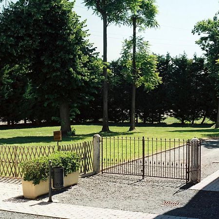 Villa Meli Lupi - Residenze Temporanee Parma Buitenkant foto