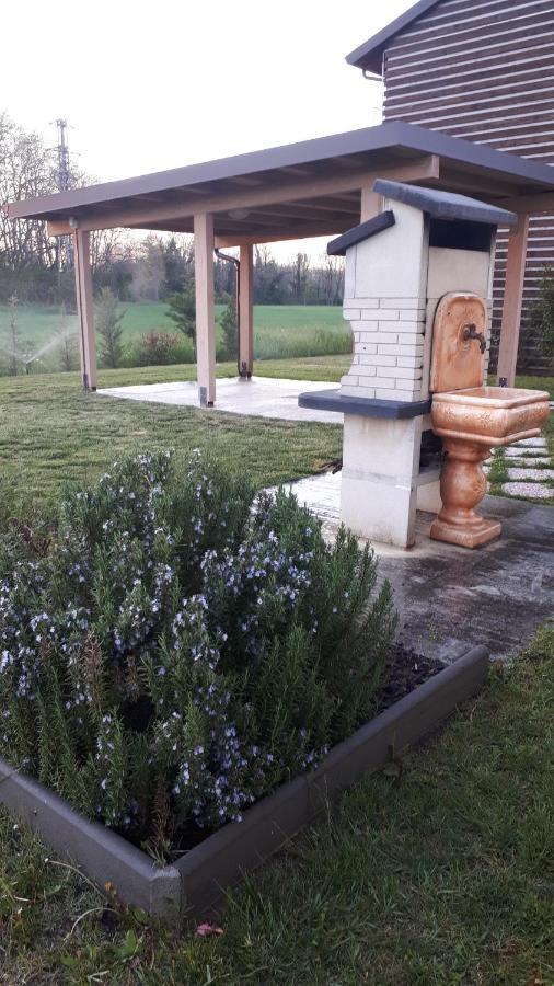 Villa Meli Lupi - Residenze Temporanee Parma Buitenkant foto